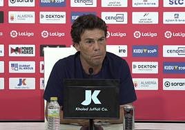 Rubi no se fía del Elche, que se expone con «la dignidad profesional» para no dejarse ir.