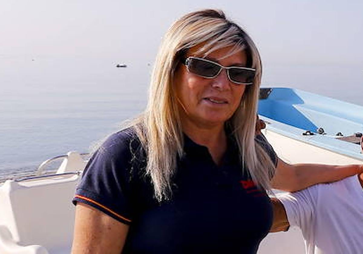Mari Carmen García Ruiz, propietaria del Windsurf Dani's en La Herradura.