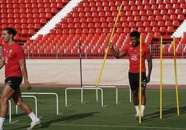 Sousa, como Armstrong en la luna, quiere poner la bandera de la UDA en Primera, un año más.