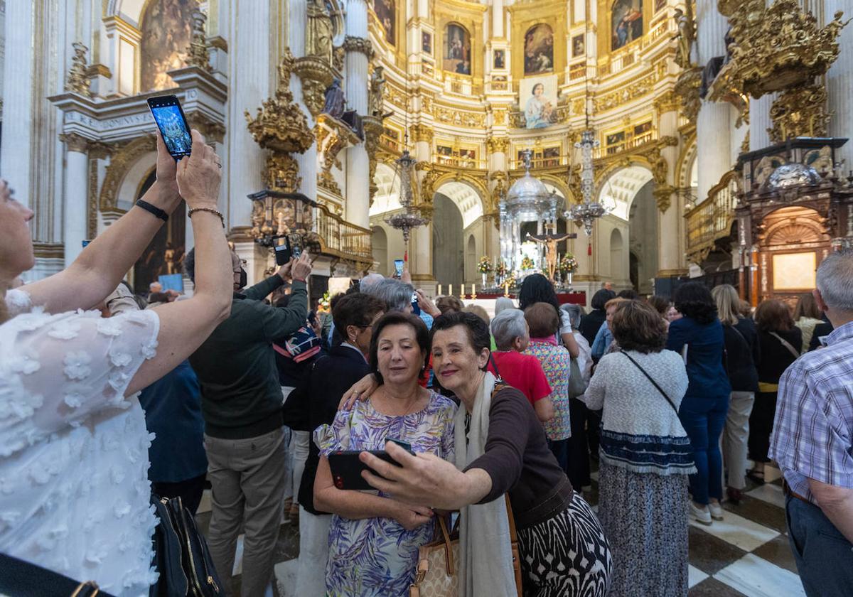 Las mejores imágenes de la beatificación de Conchita Barrecheguren en Granada