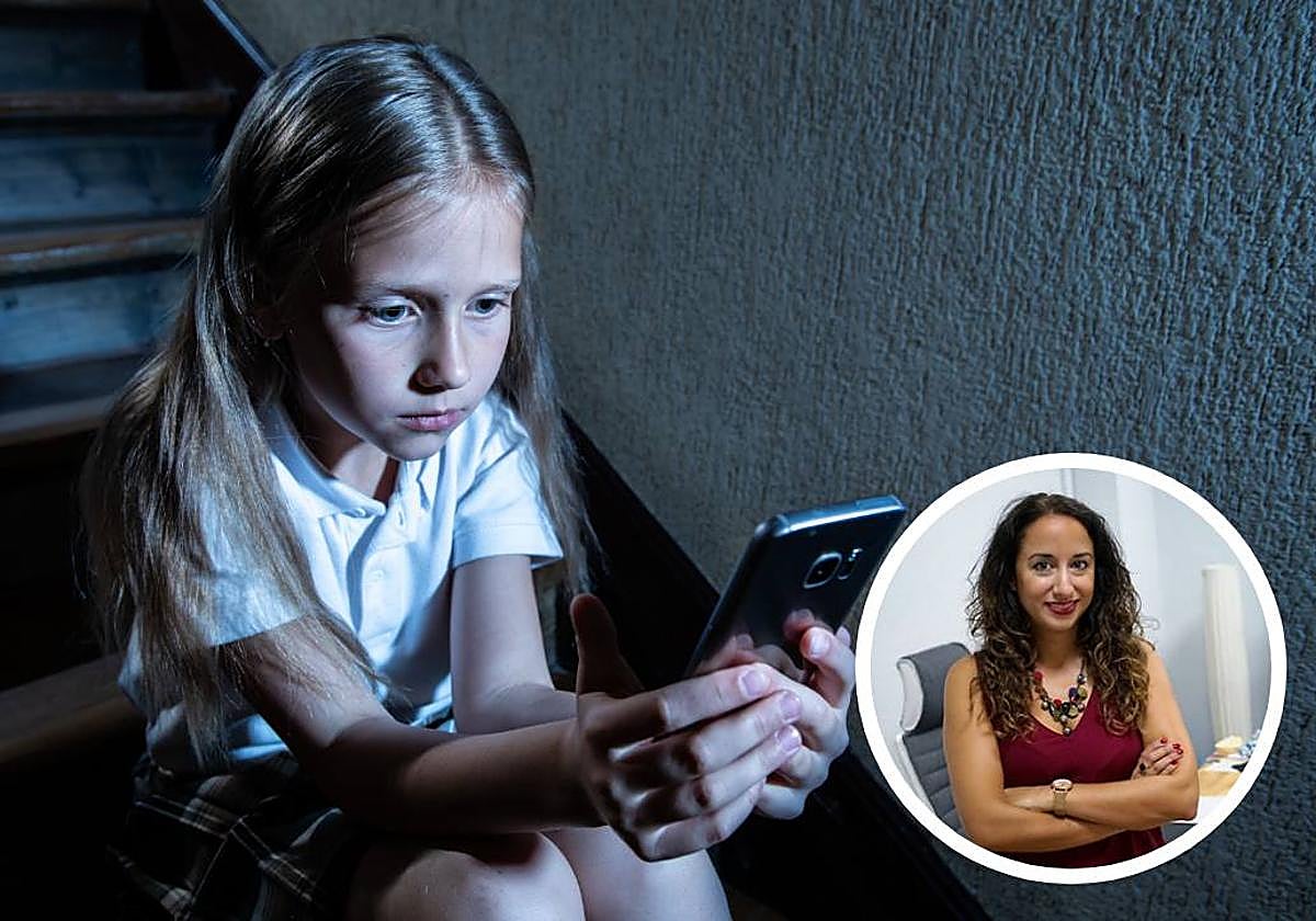 En la foto de la derecha, Rocío Pérez, psicóloga en Granada.