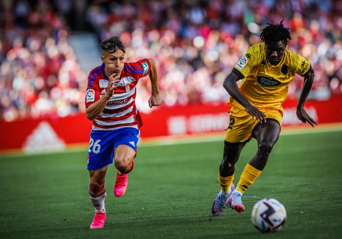 Bryan Zaragoza, en una carrera con Idrissa.