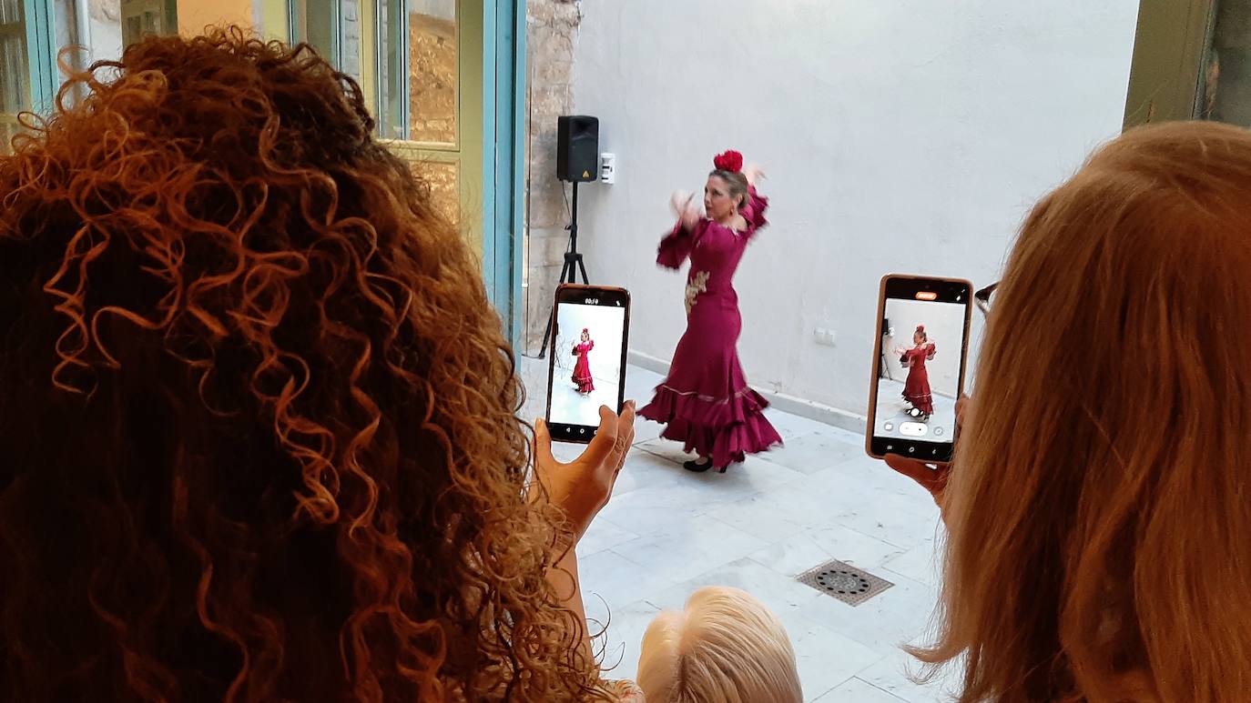 Baile en los Baños del Naranjo.