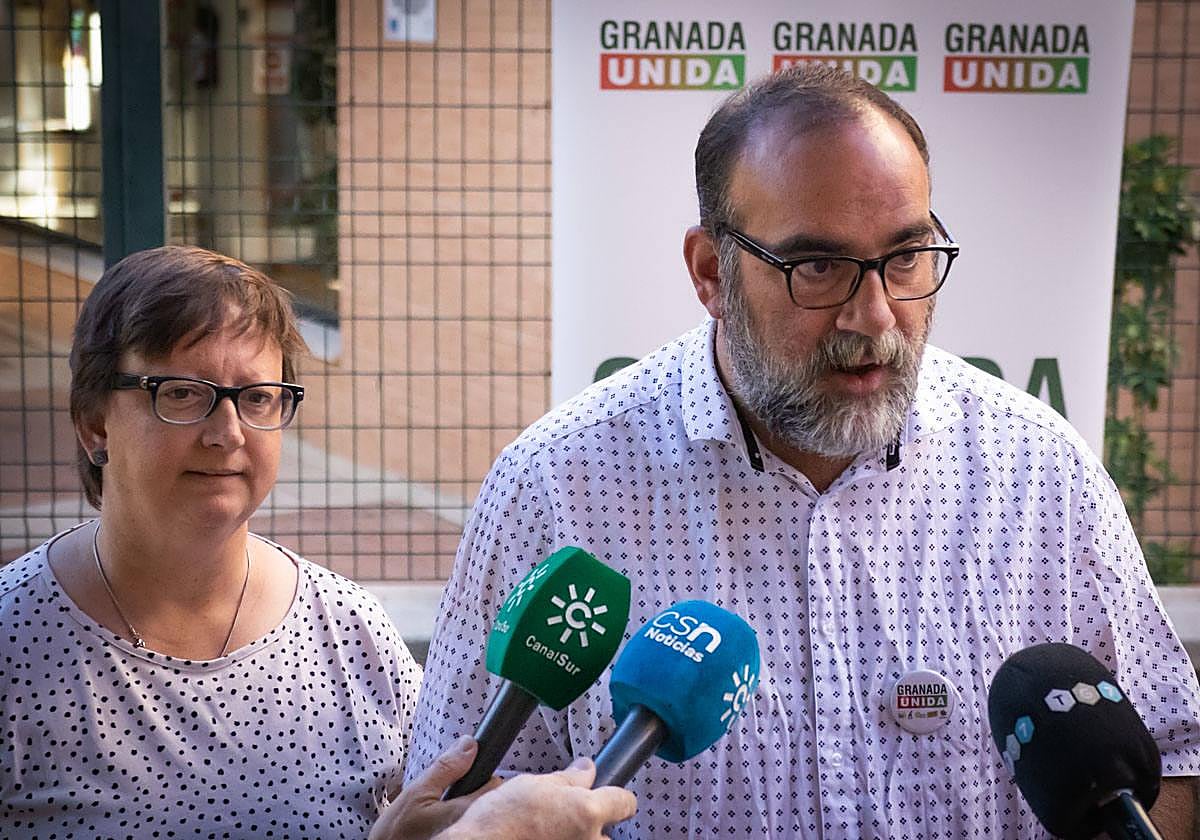 Francisco Puentedura y Leticia García Panal, candidatos de Granada Unida.