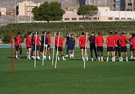 La plantilla tiene una semana crucial.