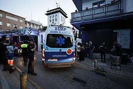 Imagen del dispositivo desplegado para extinguir el incendio en el Realejo este martes