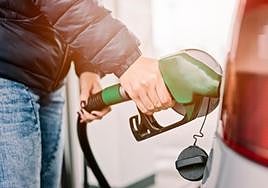 Aviso por los pros, contras y grises del Efuel o combustible sintético.