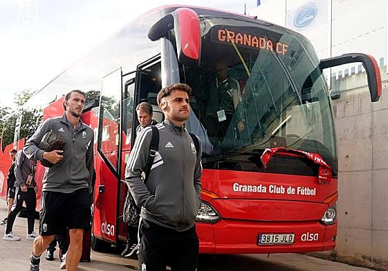 Expedición del Granada en un desplazamiento anterior.