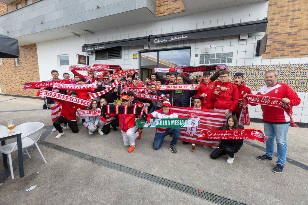 Las fotos de la afición del Granada en Miranda