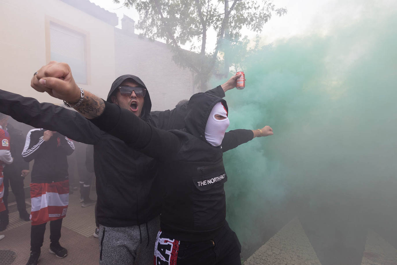 Las fotos de la afición del Granada en Miranda