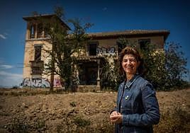 La candidata Elisa Cabrerizo posa para IDEAL desde la Casería de los Cipreses.