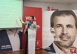 El candidato socialista Julio Millán, en rueda de prensa.