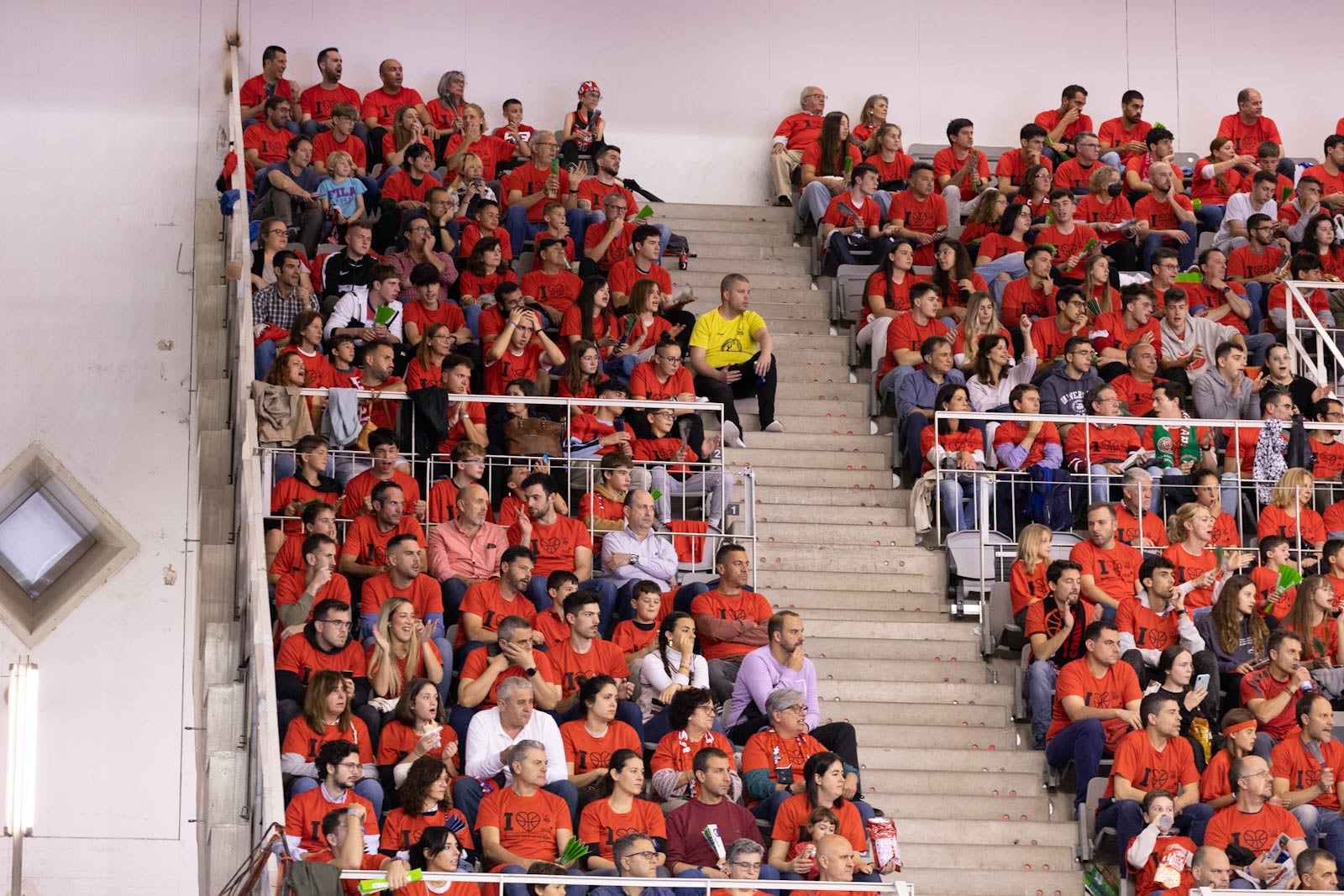 Encuéntrate en el Palacio en el partido entre Covirán y Joventut