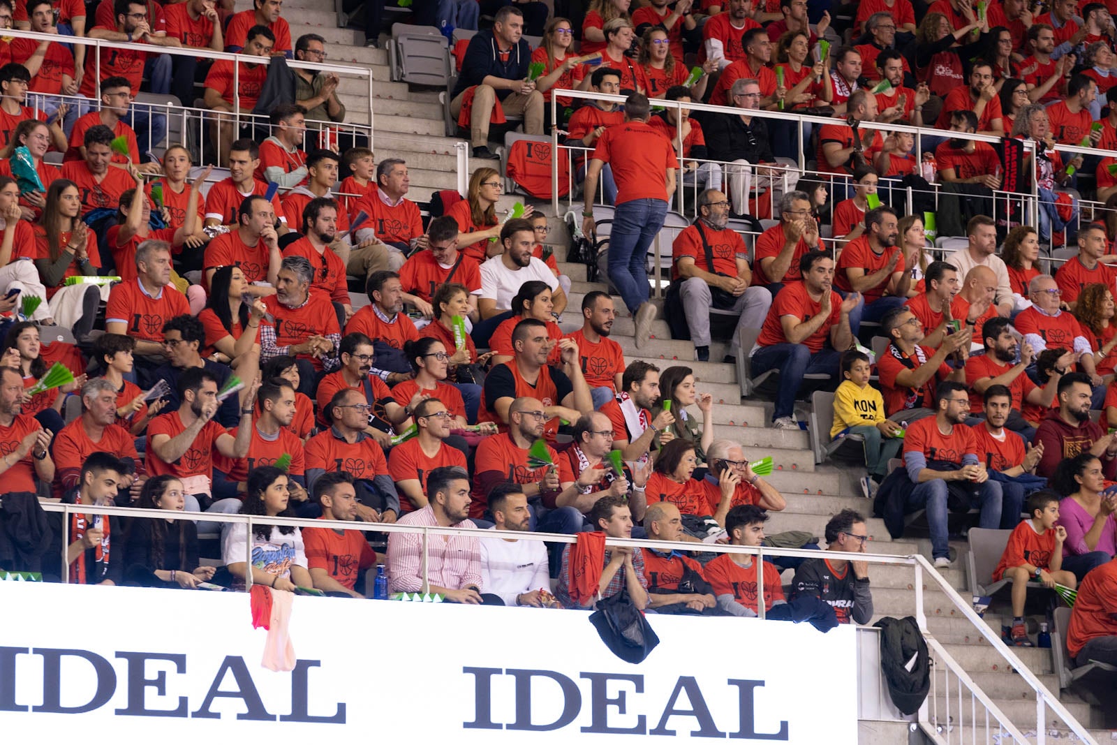 Encuéntrate en el Palacio en el partido entre Covirán y Joventut