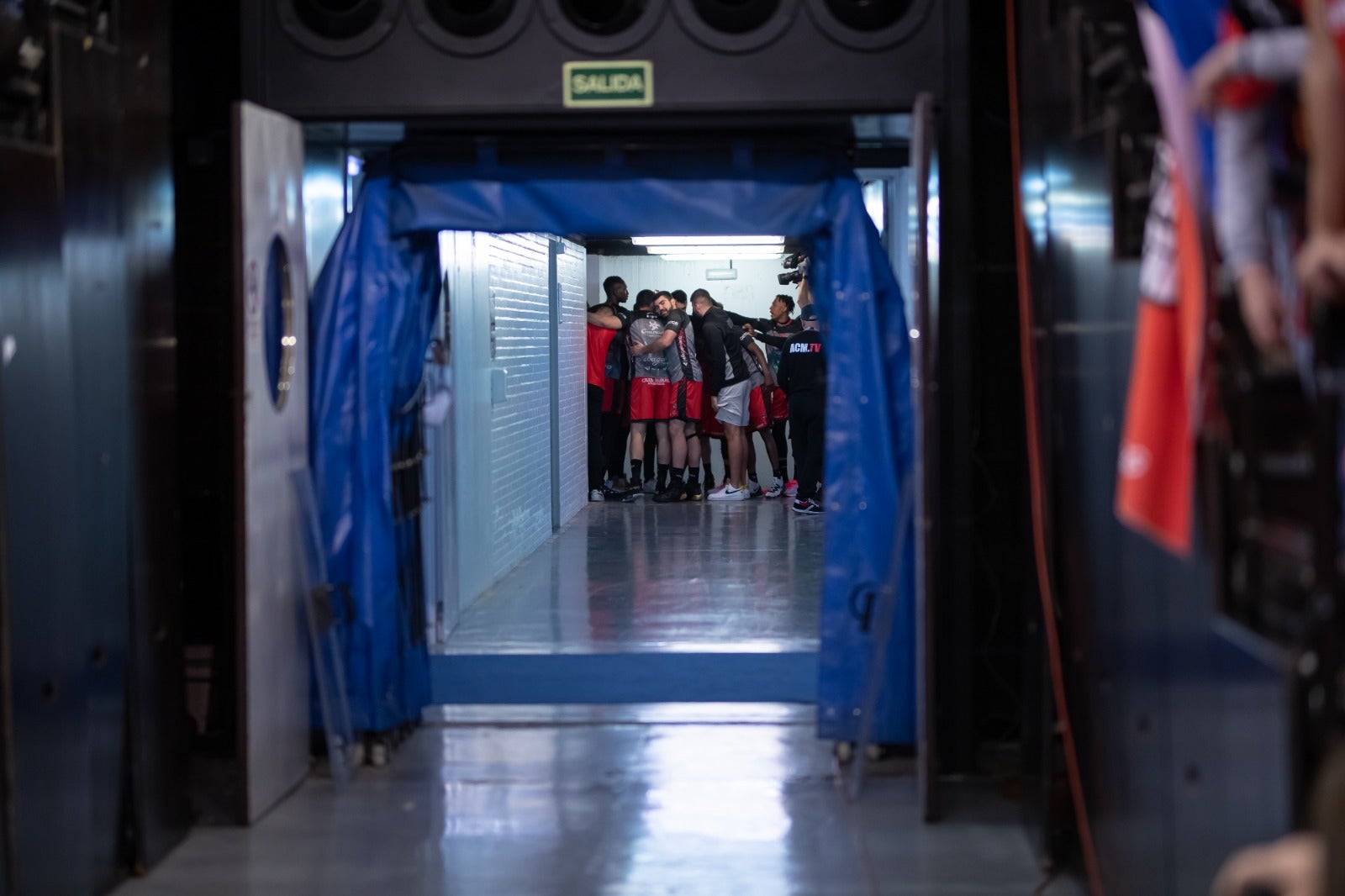 El partido entre Covirán y Joventut, a pie de pista