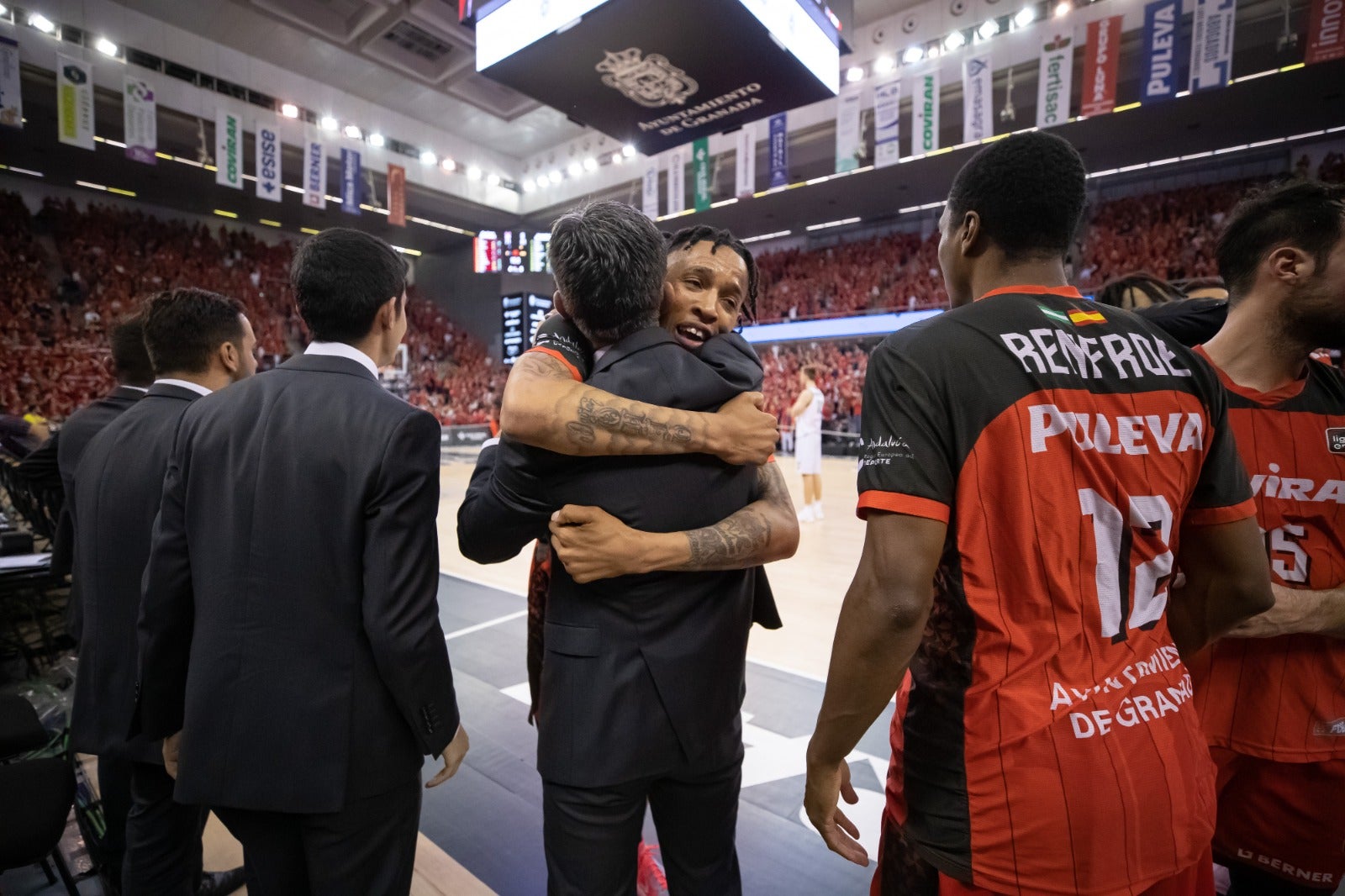 Las mejores imágenes de la fiesta en el Palacio de los Deportes