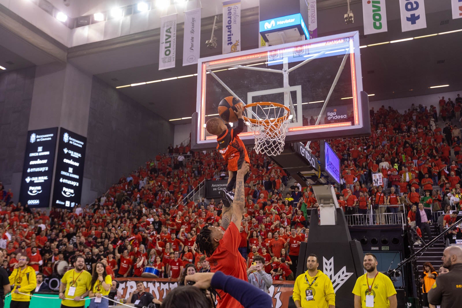 Las mejores imágenes de la fiesta en el Palacio de los Deportes