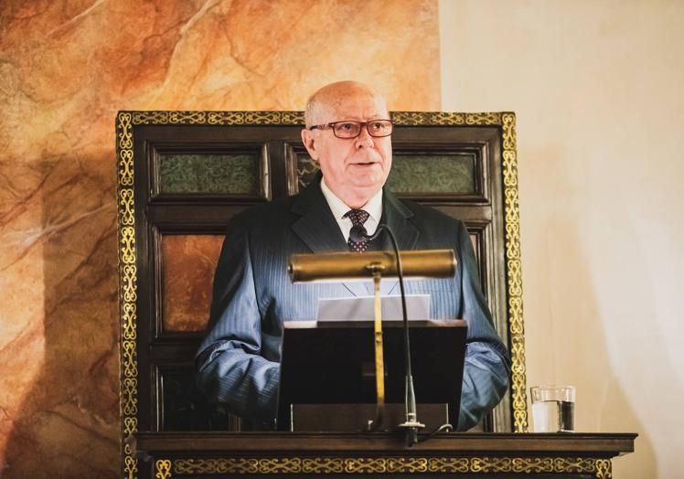 Carvajal, en el estrado, durante su intervención.