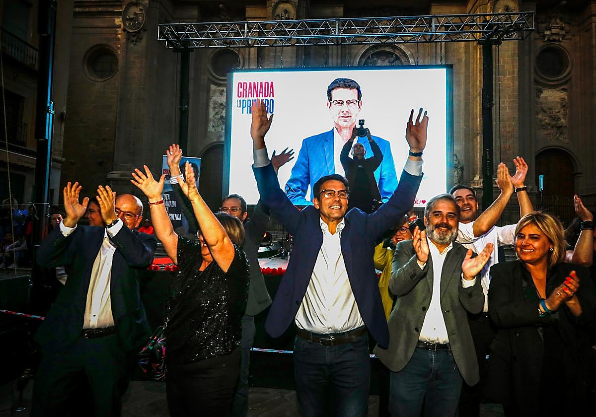 Paco Cuenca en su cierre de campaña.