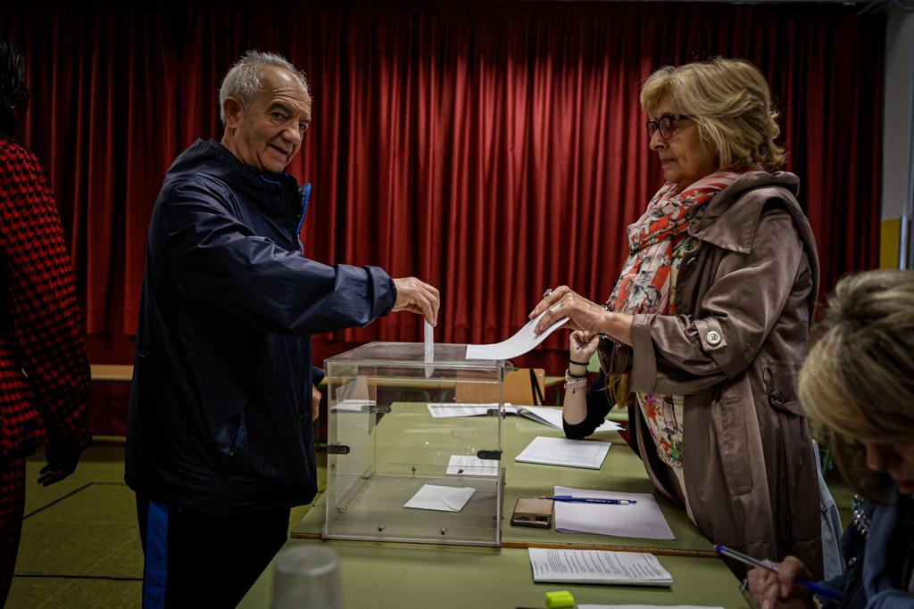 Así está siendo la jornada electoral en Granada