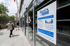 CaixaBank ha informado a sus clientes que han enviado ya la declaración de la Renta