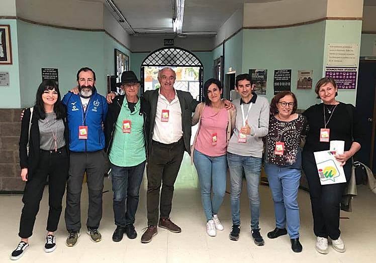 Miembros de La Izquierda Unida para la Gente de Maracena, con Antonio Segovia en el centro.