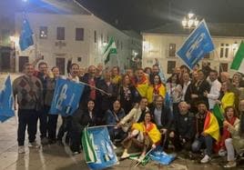 Equipo del PP de Santa Fe tras su victoria el 28M.