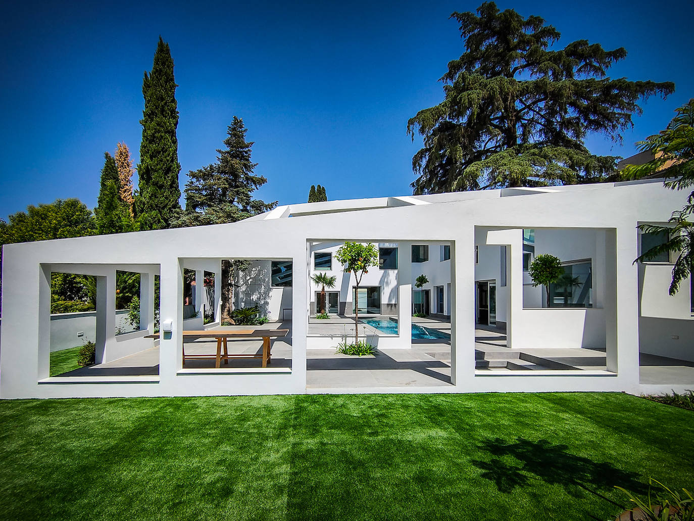 Imagen principal - Huecos y ventanales. 