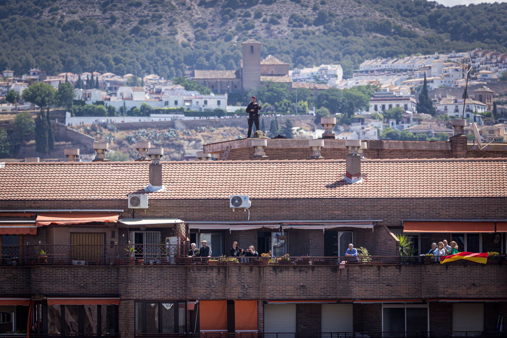 Las imágenes del desfile de las Fuerzas Armadas desde dentro y a vista de pájaro