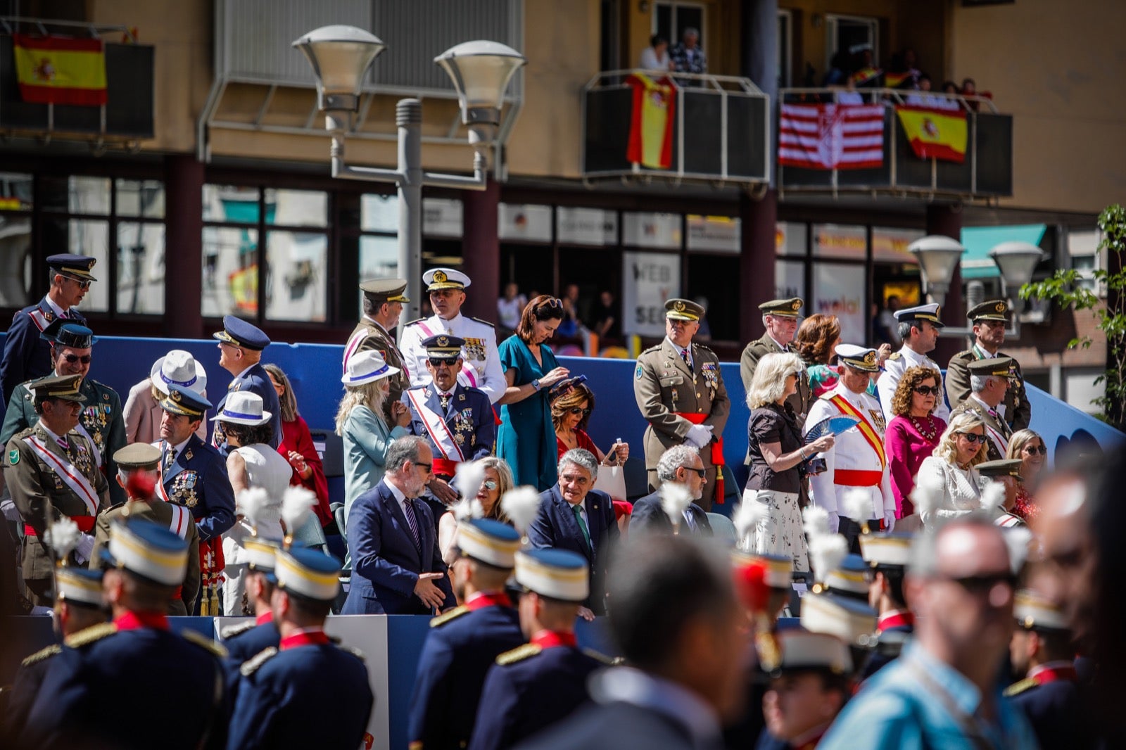 Las imágenes del desfile de las Fuerzas Armadas desde dentro y a vista de pájaro