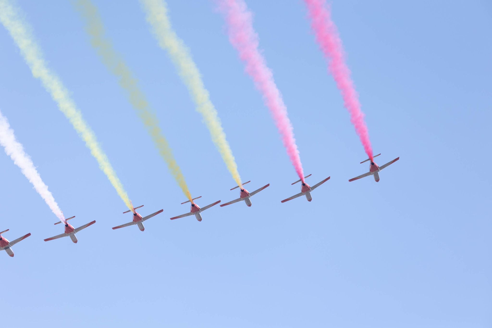 Las imágenes del desfile de las Fuerzas Armadas desde dentro y a vista de pájaro