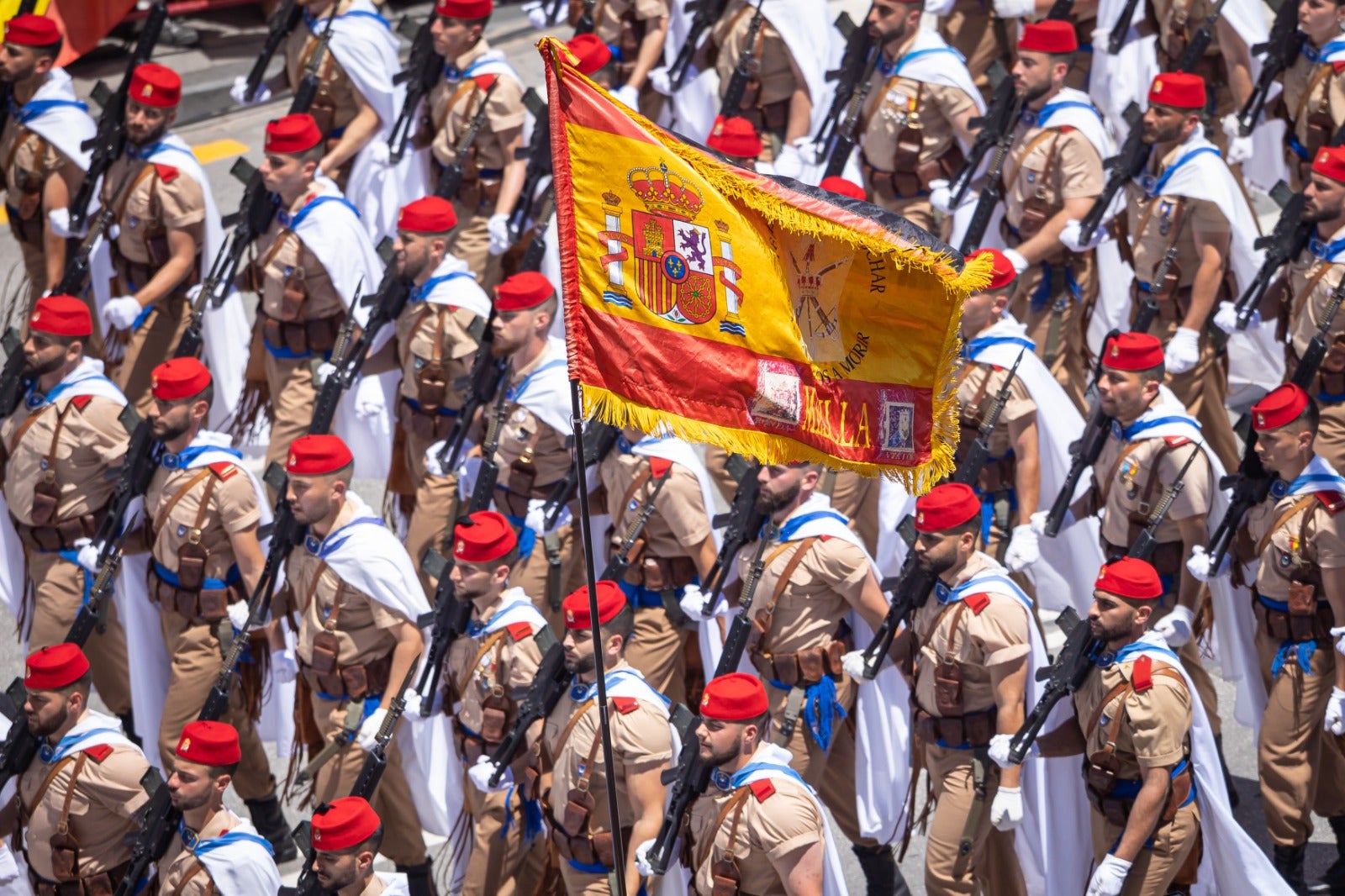 Las imágenes del desfile de las Fuerzas Armadas desde dentro y a vista de pájaro