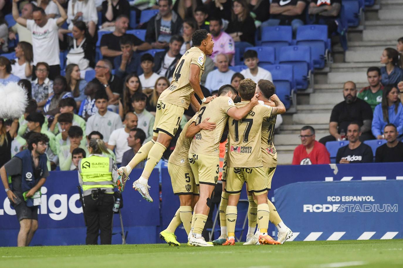 Las mejores imágenes de la permanencia del Almería