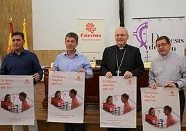 Diego Jiménez, secretario de Cáritas; Rafael Ramos, director de Cáritas; Sebastián Chico, obispo de Jaén, y Juan Raya, vicario de Caridad.