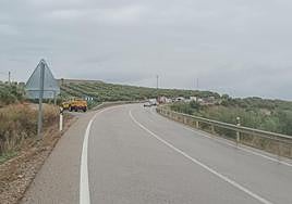 Fallece atrapada en el interior de su coche tras una colisión en Torreperogil