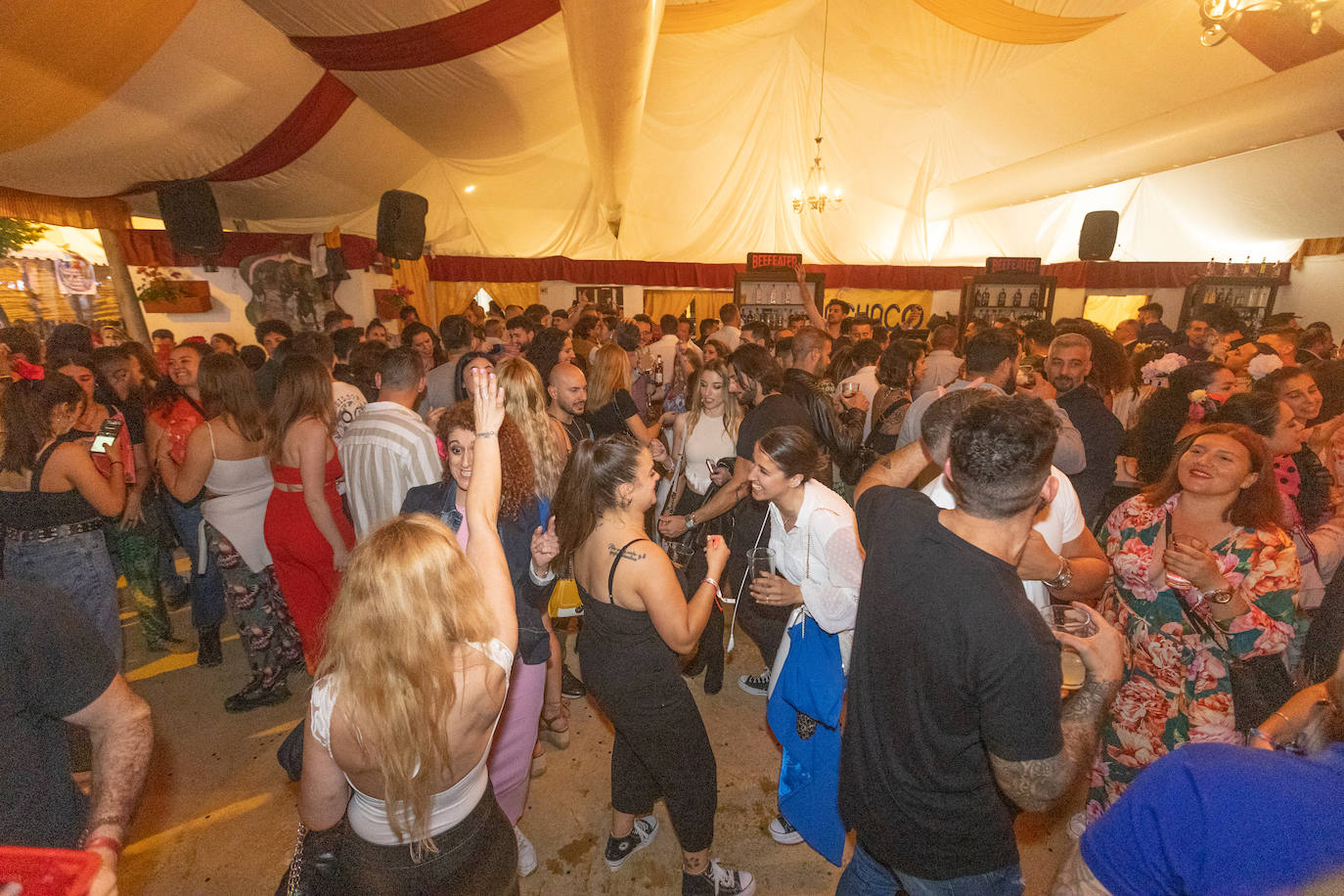 La noche en el Ferial, en imágenes