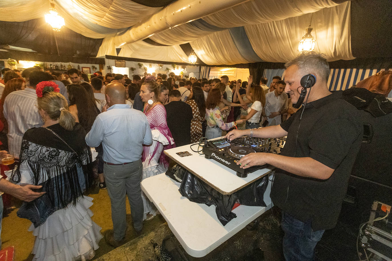 La noche en el Ferial, en imágenes