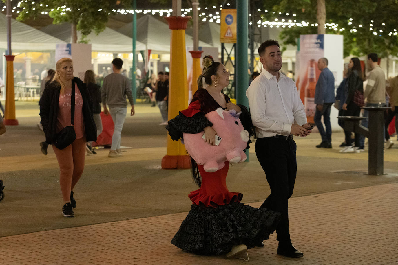 La noche en el Ferial, en imágenes