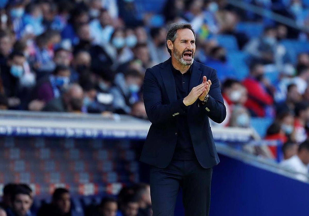 Vicente Moreno es el que mejor posicionado está para ser técnico indálico.