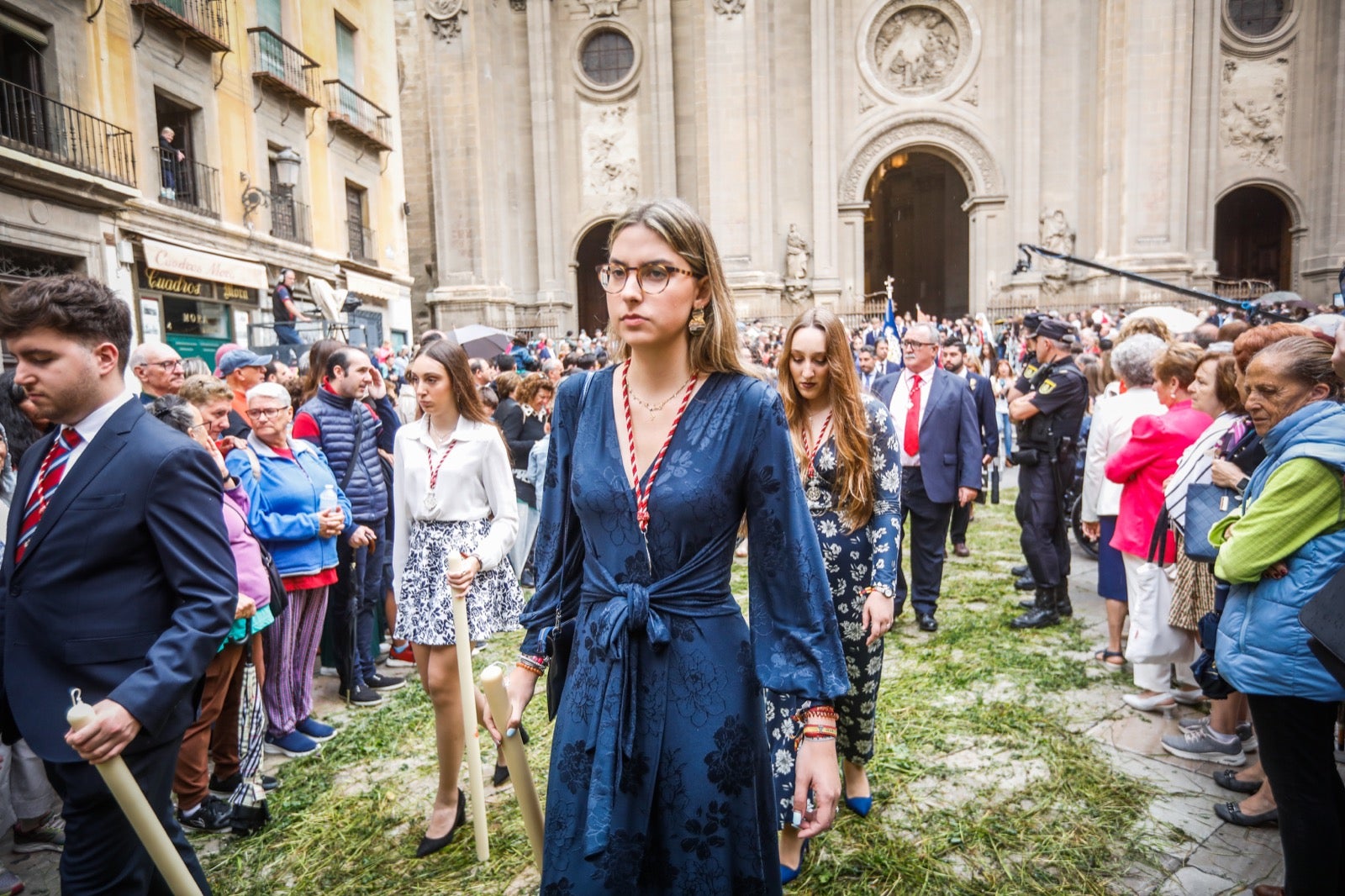 Las imágenes de la procesión del Corpus y la Tarasca por las calles de Granada