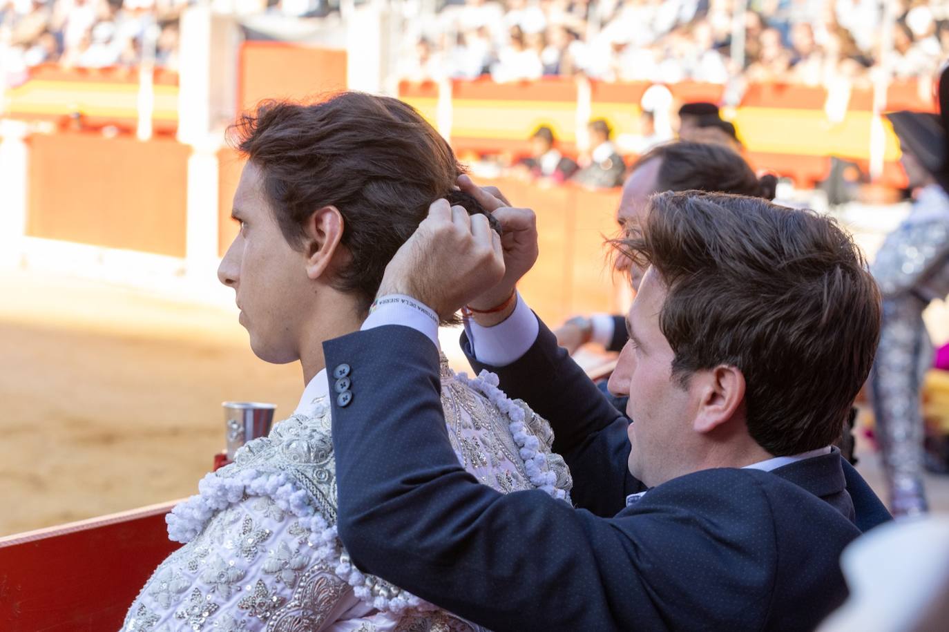 Las imágenes de la tarde triunfal de El Juli, Roca Rey y Tomás Rufo