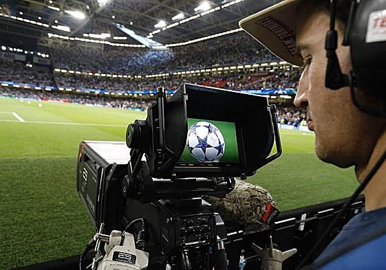 La televisión, una gran fuente de ingresos para La Liga.