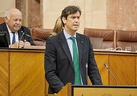 Juan José Salvador, en el Parlamento de Andalucía.