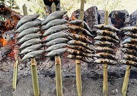 10 chiringuitos de Andalucía con los mejores espetos de sardinas.