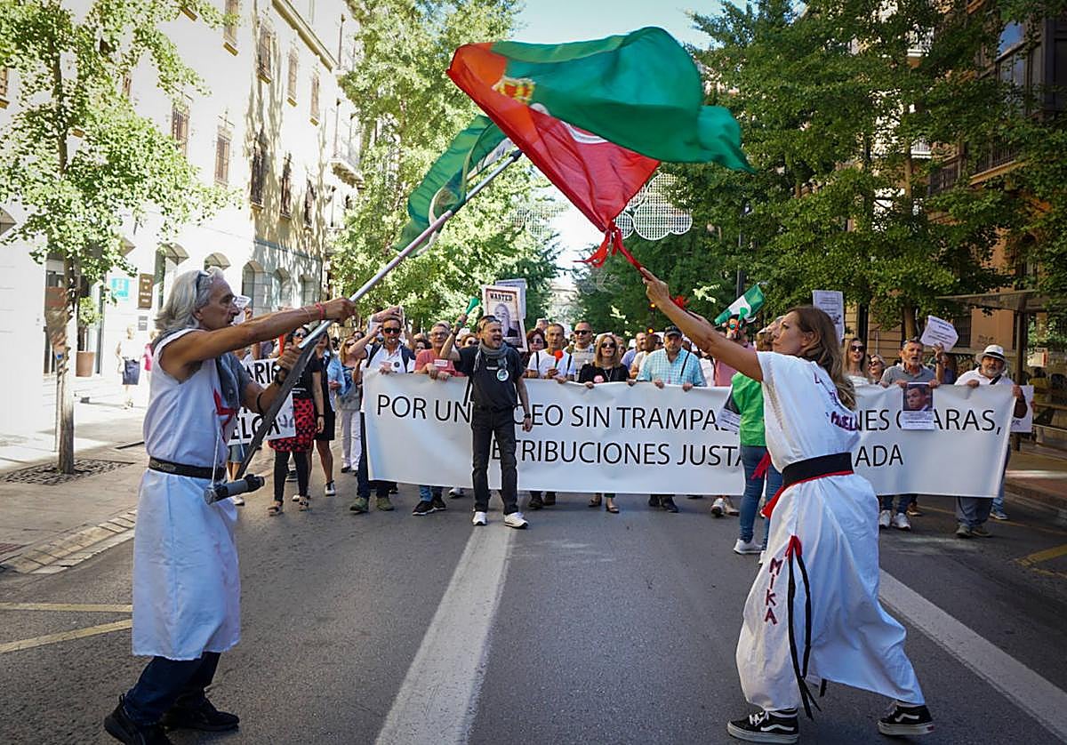 La cabeza de la manifestación de este miércoles durante su recorrido por la Gran Vía.