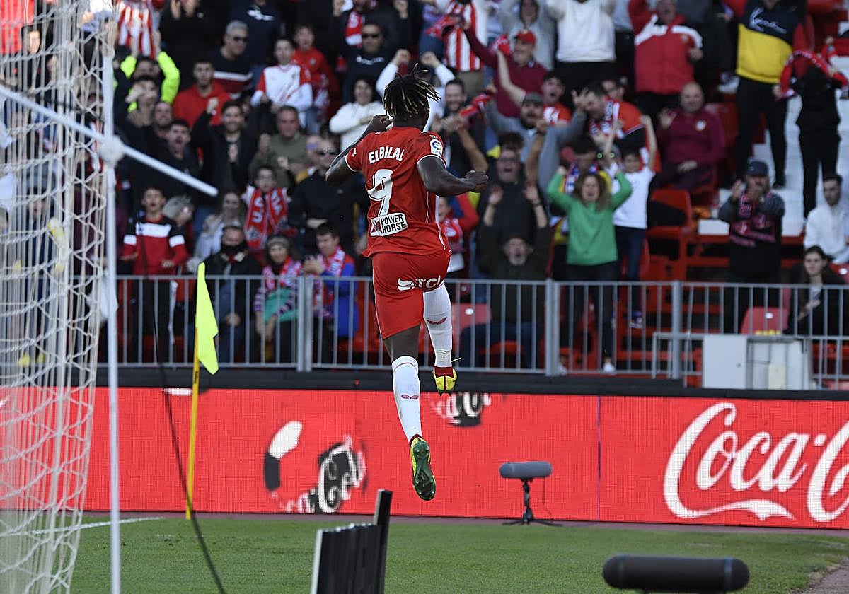 El Bilal Touré puede dar el salto a Inglaterra.