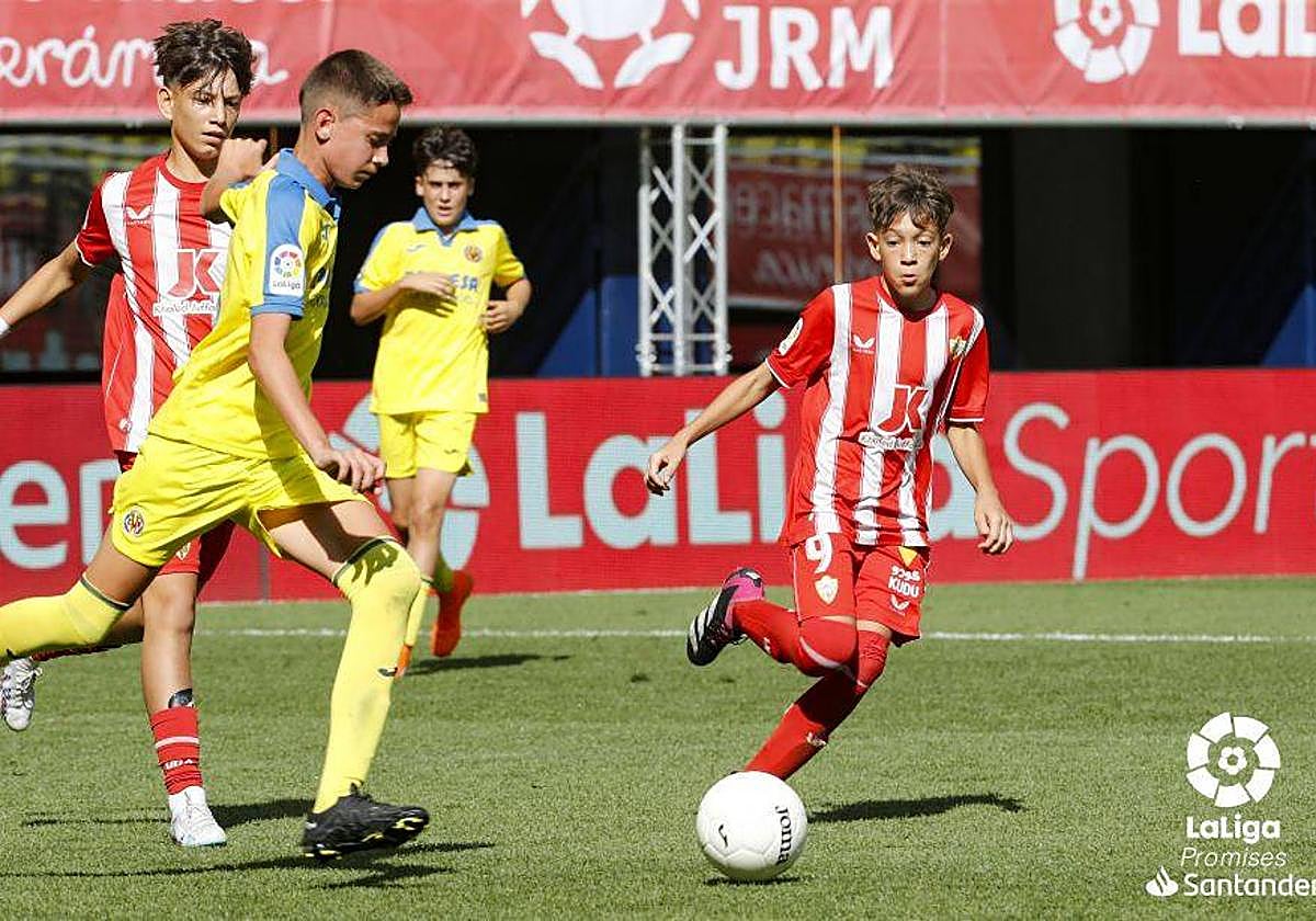 El Almería jugó ante el Villarreal su último partido del torneo.
