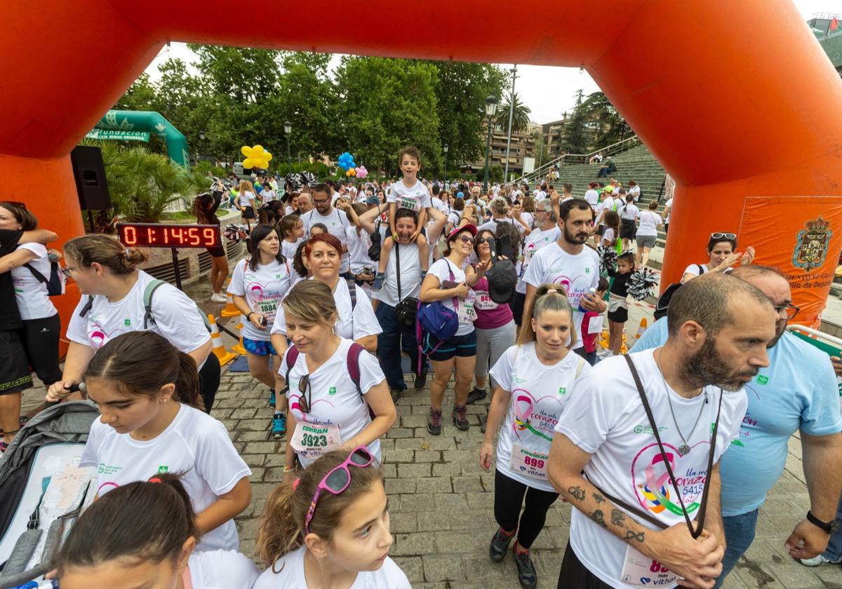 Granada marcha contra el cáncer