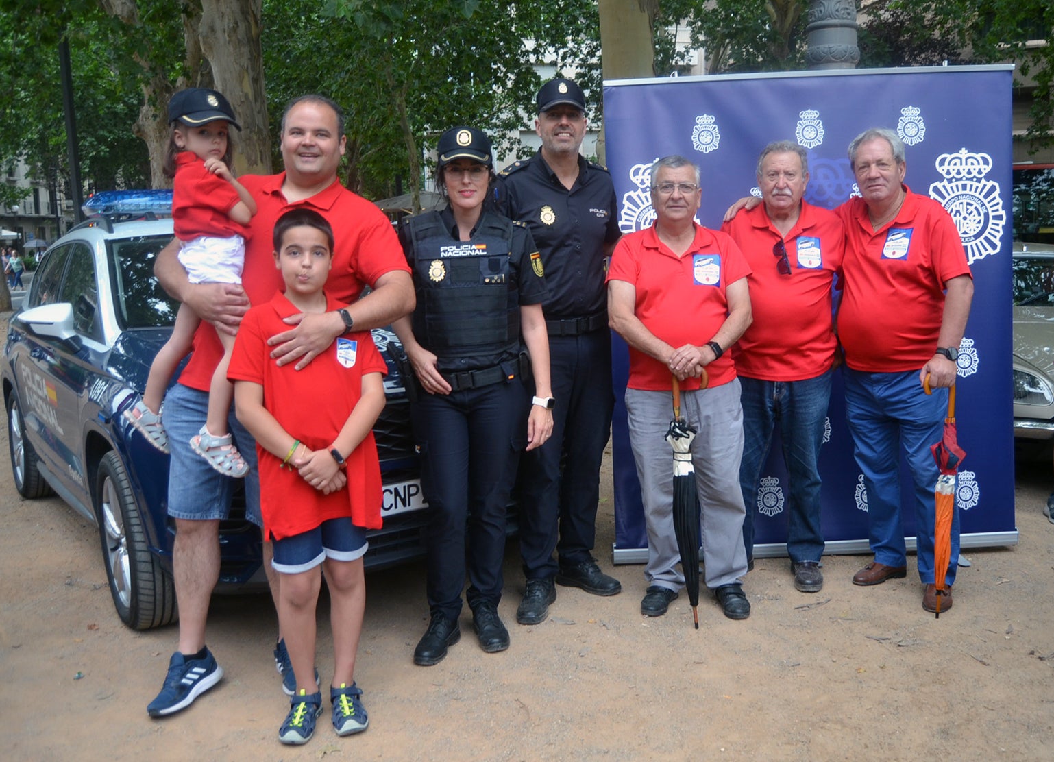 Los motores de Granada rugen por una buena causa