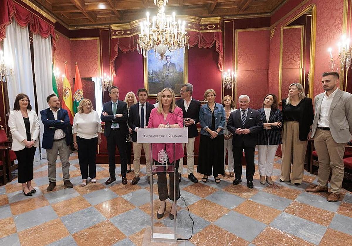 Marifrán Carazo presenta a su equipo de gobierno.